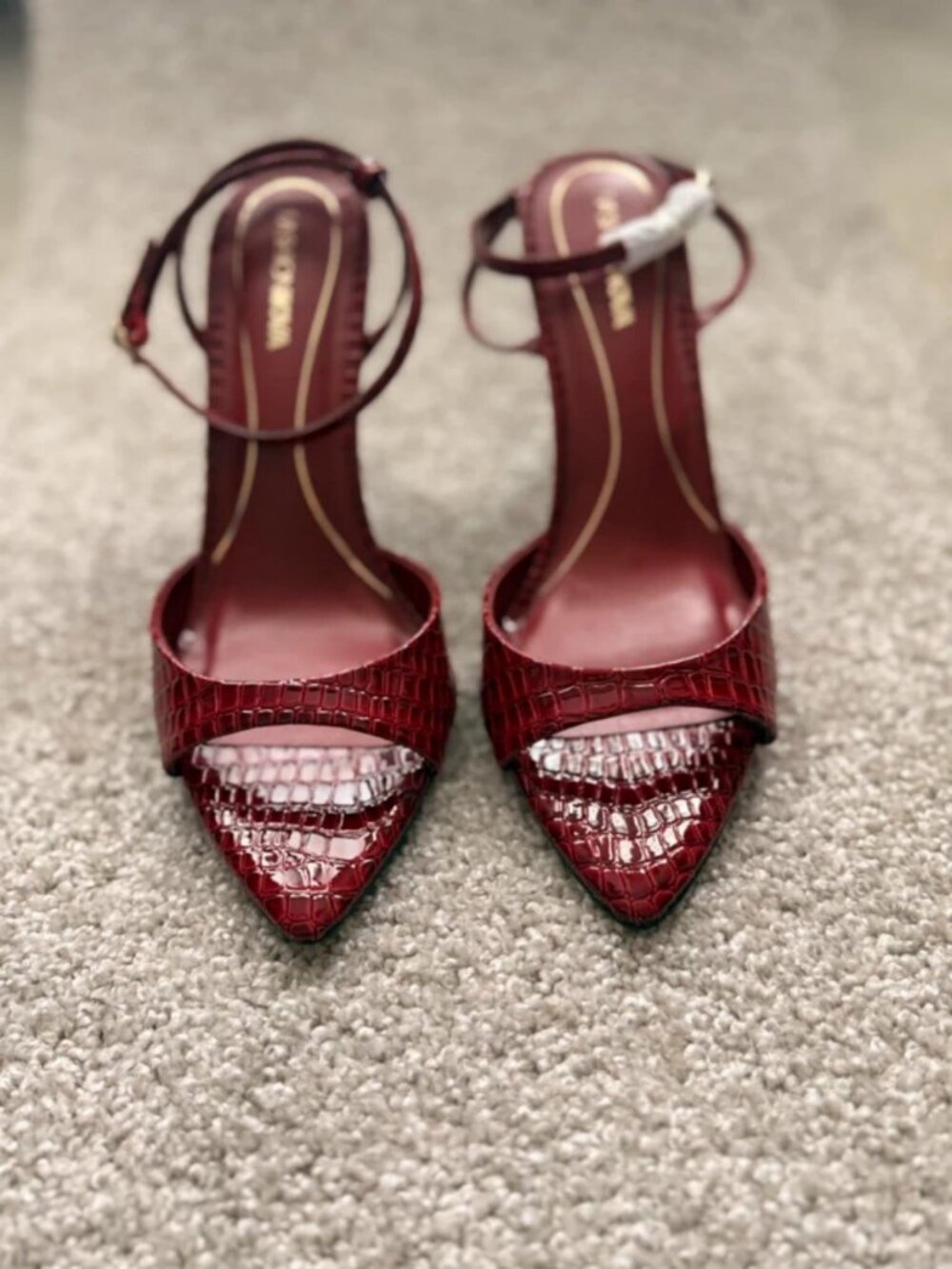 Fashion Nova Burgundy Croc Pointed Toe Ankle Strap Heels Size 8.5 New